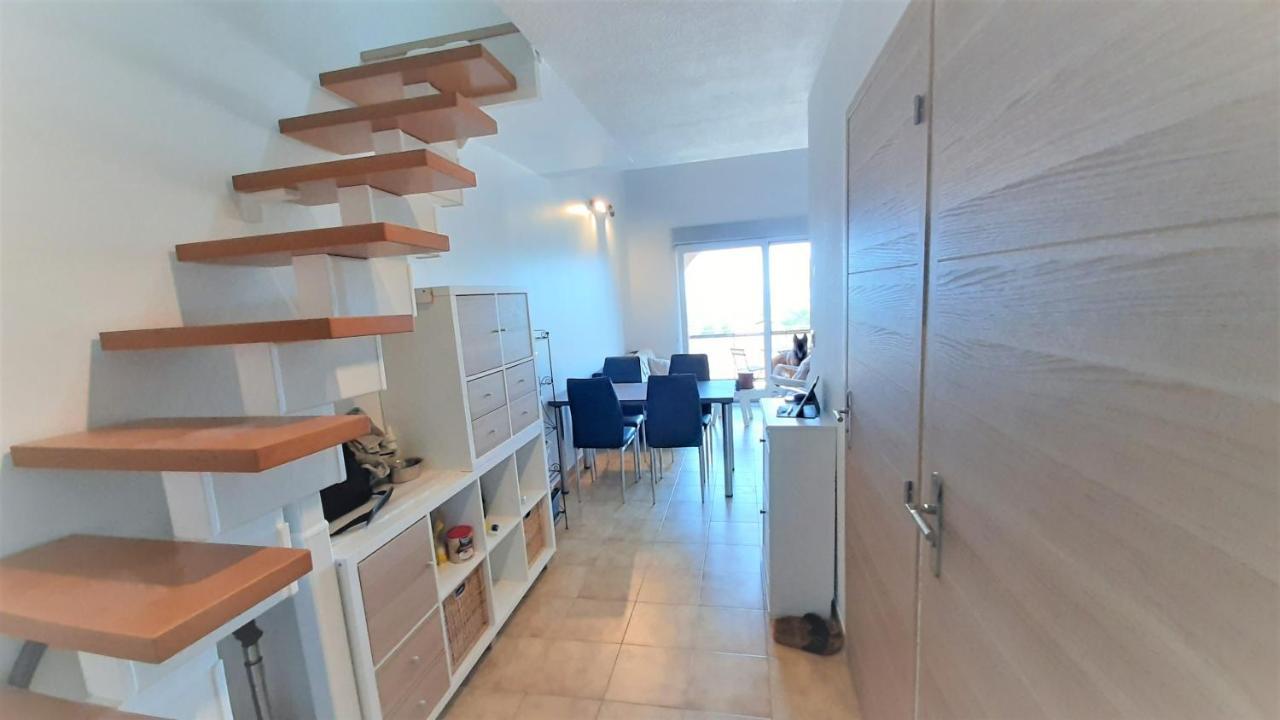 Charmant Appartement Vue Mer A 100M De La Plage. Saint Aygulf Bagian luar foto